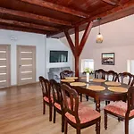 Apartamentai Pas Reginą *